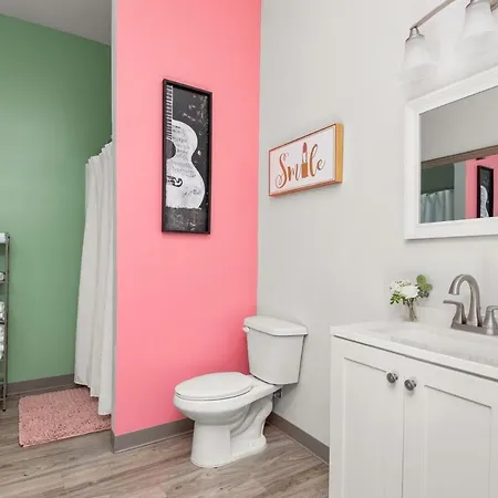 4br Condo, Sleeps 13 - Free Parking