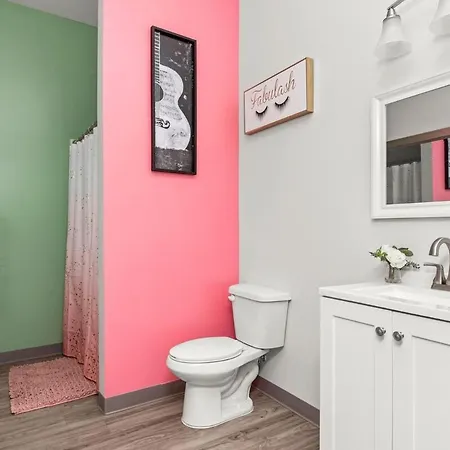 4br Condo, Sleeps 13 Near Broadway Apartment Nashville