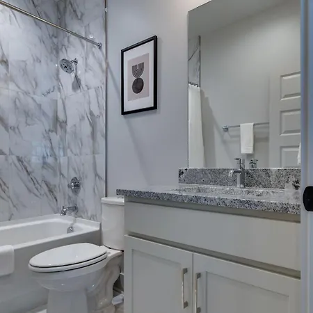 Holiday home Modern East Townhome & Garage Nashville