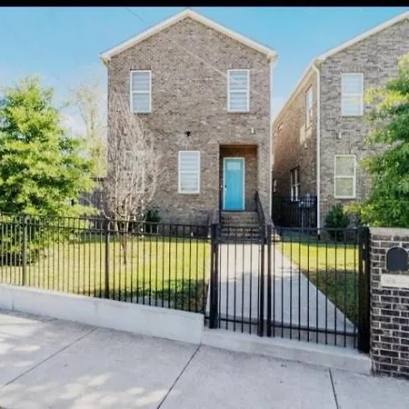 Holiday home Downtown Luxury, Sleeps 6 At Downtown *