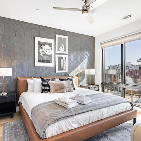 Holiday home Prime Walkable Midtown Location Pool Gym Outlaws Den By Avantstay Nashville