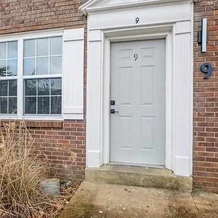 Brentwood U9 I Cozy & Comfy I 2bd I Free Parking Apartment *