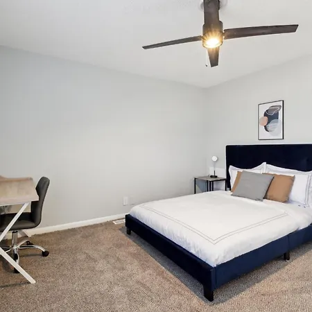 Brentwood P4 I Cozy & Comfy I 2bd 15 Bth *