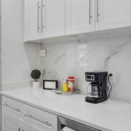 Apartment Downtown Luxury Sleeps 9 At Music Nashville
