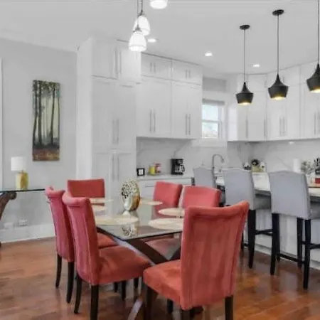 Downtown Luxury Sleeps 9 At Music *