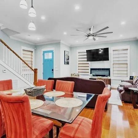 Downtown Luxury Sleeps 9 At Music Nashville