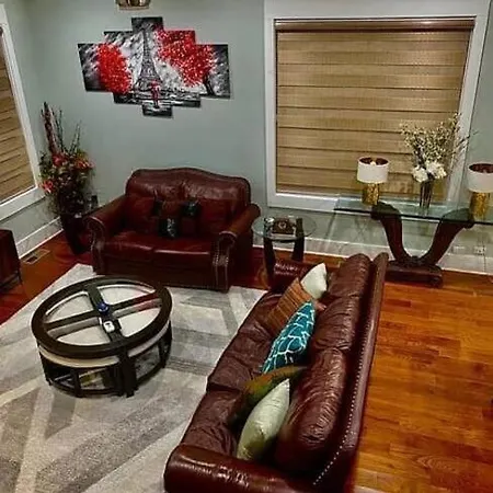 Apartment Downtown Luxury Sleeps 9 At Music Nashville