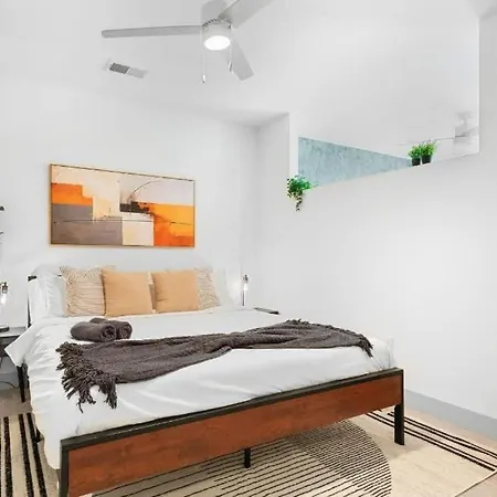 5min To Dt Pool With King Bed Apartment Nashville