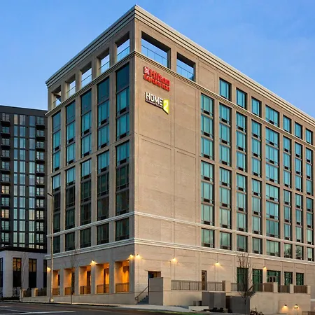Hotel Hilton Garden West End Avenue 3*