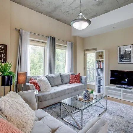 Vandy 18th St- Across From Vanderbilt - Furnished 1br *