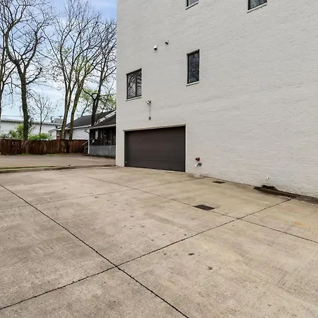 1035 Fairwin Ave * Nashville