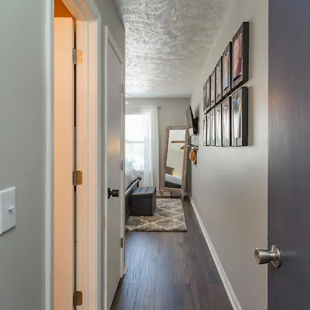 Looby Location- Charming 3br 10 Min To Downtown * Nashville