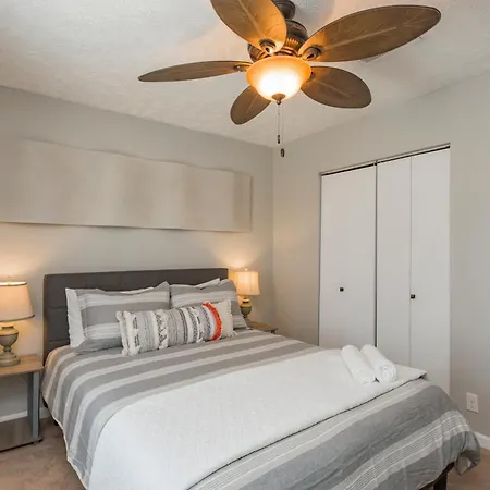 Looby Location- Charming 3br 10 Min To Downtown * Nashville