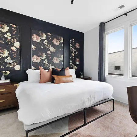 The Camellia & The Bluestem - Two Four Bedroom Homes * Nashville