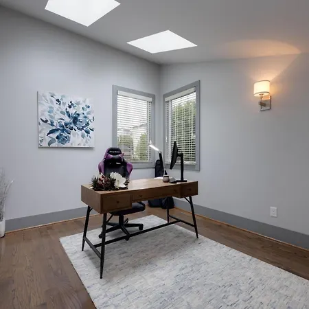 Gns Essentials - - 1011 Southside Ct - Main House *