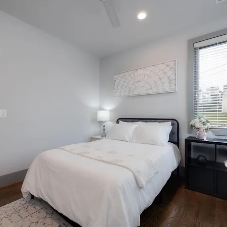 Gns Essentials - - 1011 Southside Ct - Main House Holiday home