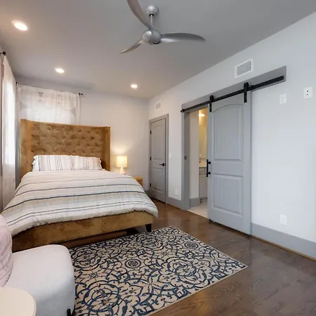 Gns Essentials - - 1011 Southside Ct - Main House Holiday home *