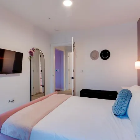 Era A Swift Escape Apartment Nashville