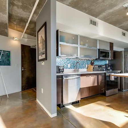 Holiday home 5m106- Spacious Chic 1br East Loft *