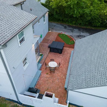 The Playground: 5br With Hot Tub, Cinema, And Arcade *