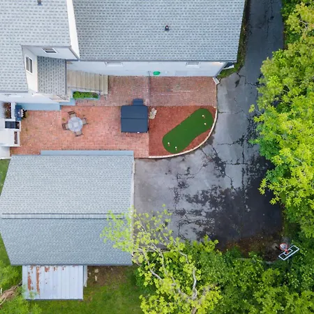 The Playground: 5br With Hot Tub, Cinema, And Arcade *