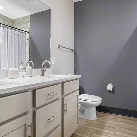 Apartment 14 At 64 Fern Ave Hbr Nashville
