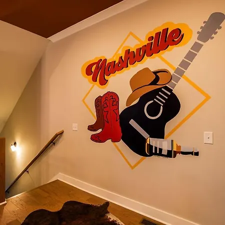 Apartment Four Bedroom In Oceola Avenue