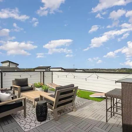 Apartment Four Bedroom In Oceola Avenue