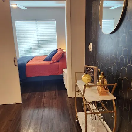 The Gulch Music Row Broadway Parking Apartment *