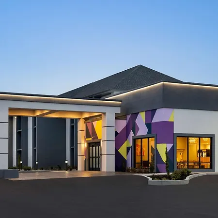 Spark By Hilton At Opryland 3*