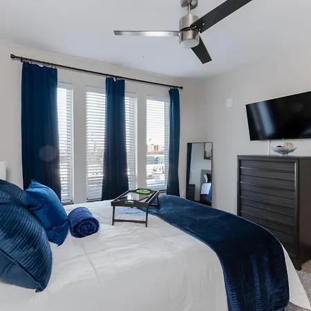 Apartment 2Br Luxe Near Downtown Nashville