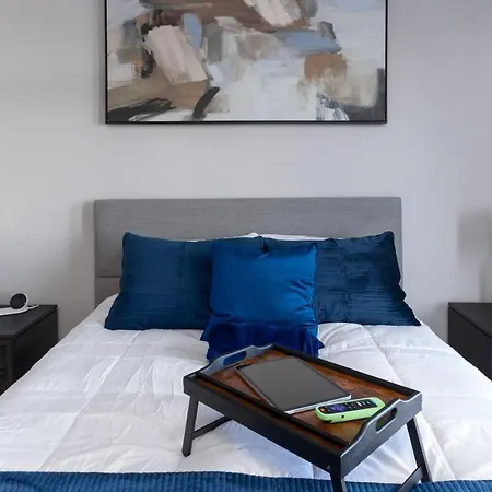 Apartment Music Vibes 2br 2ba Near Downtown *
