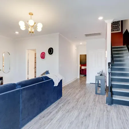 Funtastic 4 Bdr In The Nations Holiday home