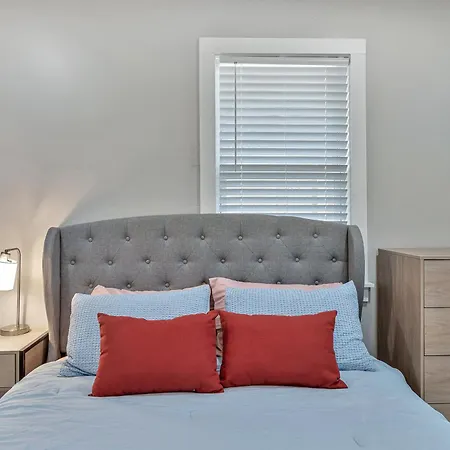 Cute, Charming, West Nash,1 Bed 1bath , Private Fenced Yard * Nashville
