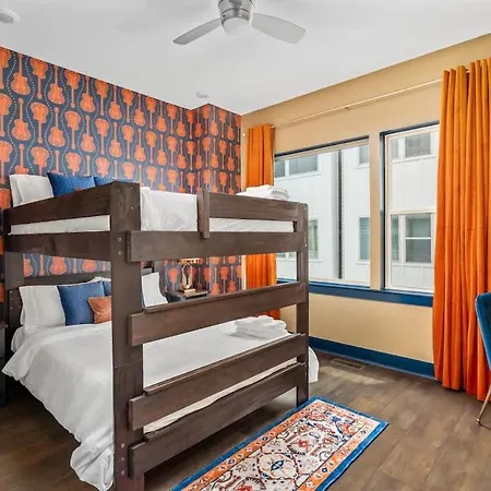 Chic Oasis 2 Miles From Dt - Pool Table - B-dashy Nashville