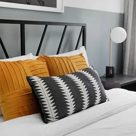 Chic Oasis 5 Mins To Broadway 8 Beds B-nashy Holiday home Nashville
