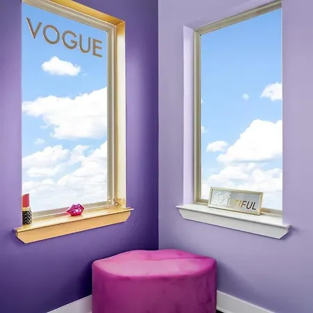 Diva Glam - Luxe - Dt 2miles - 8 Q Beds - Wow