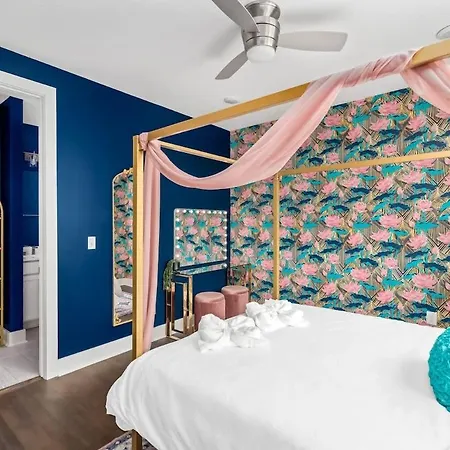 Holiday home Bloom Haus Dt 2miles - 8 Q Beds - Rooftop - Omg Nashville
