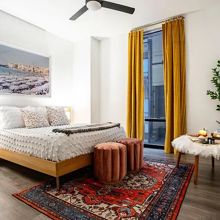 2-bed 2-bath Luxury Retreat Apartment