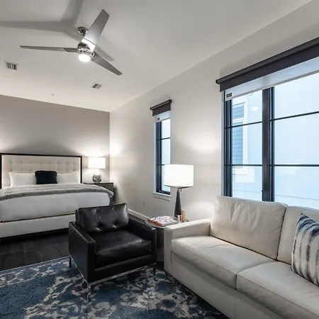 121 Floor 2 Buyout By Avantstay Entire Second Floor Buyout Of 121 Sleeps 18 Apartment *