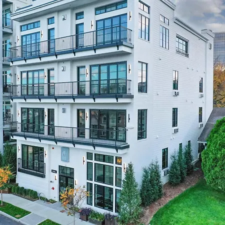 Apartment 121 Floor 2 Buyout By Avantstay Entire Second Floor Buyout Of 121 Sleeps 18 *