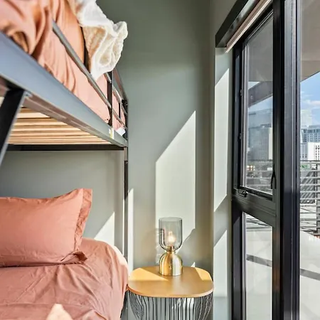 Penthouse Luxury With Pool Patio And View Walk To Broadway Nashville