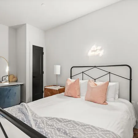 Odyssey Apartment Nashville