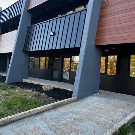 Unique Executive & Workspace Nashville