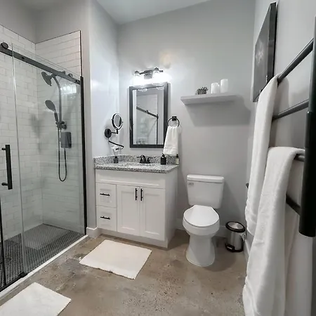 Unique Executive & Workspace