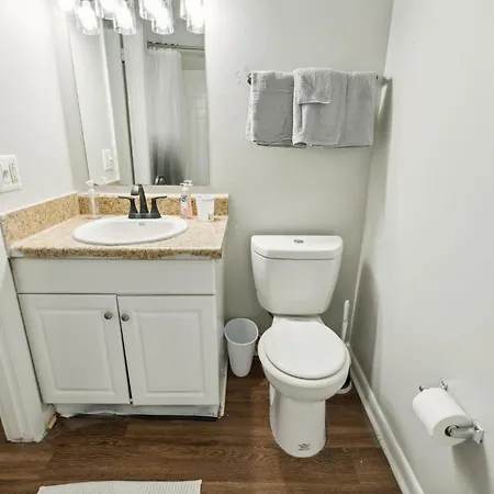 Apartment Brentwood A2 I Cozy & Comfy I 2bd I Free Parking *