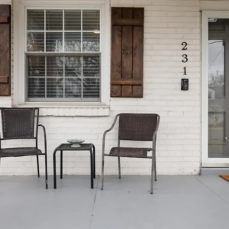 The Woods Cozy 3br Near Downtown *