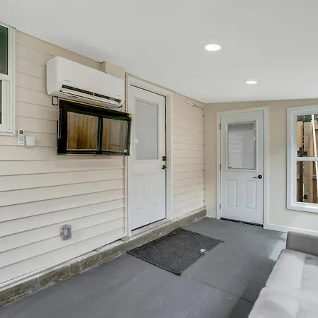 Beautiful, Enchanting, Private, 1 Bedroom 1 Bath