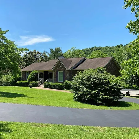 Charming Country Retreat - Birdwatcher Paradise Near Holiday home Nashville