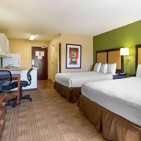 Extended America - - Airport - Music Hotel 2*